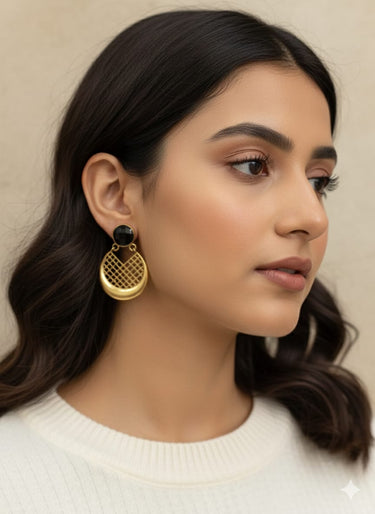 Black Stone Gold Earrings